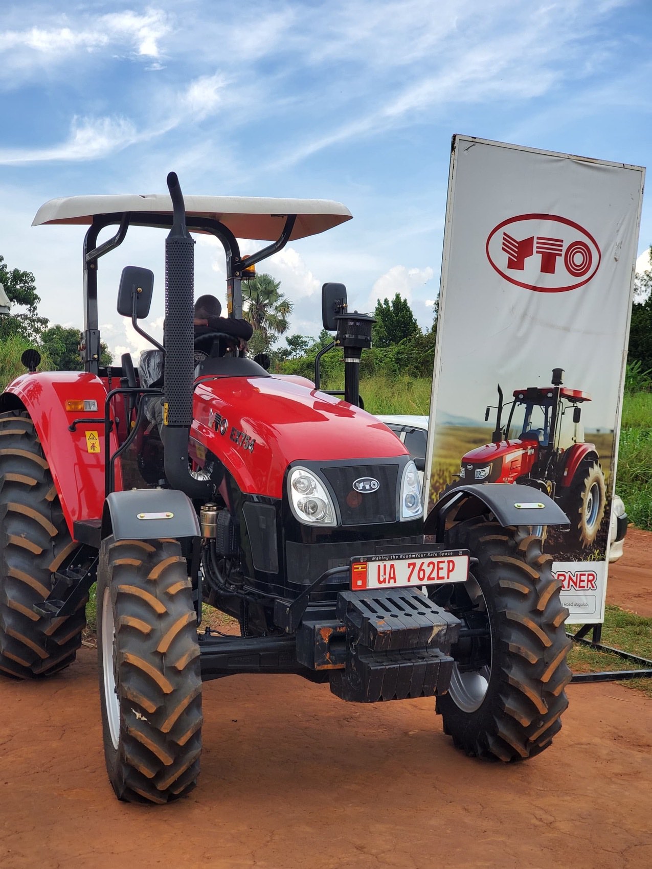 The YTO EX754 parked beside the Agrocorner banner
